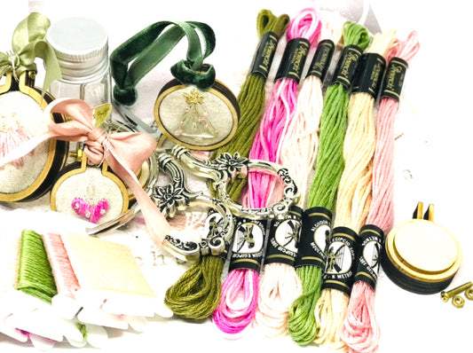 Scrap & Stitch Boutique Beginners Mini Hoop Embroidery Kit