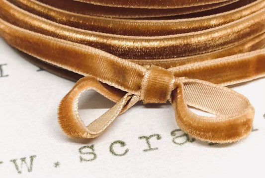 Vandoros Amber New Velvet Ribbon 6mm