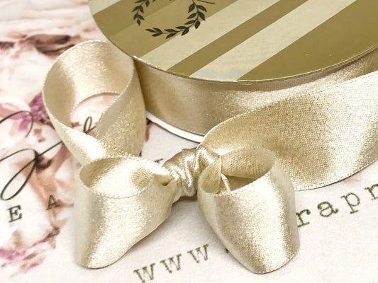 Vandoros Candlelight Satin Pearl Ribbon 25mm